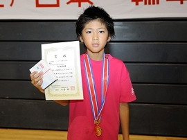 ソロ演技 クラスD ジュニア小学生の部では、UNICYCLE CLUB FUJIMIDAIの『千田 純輝(小４)』が優勝に輝きました。